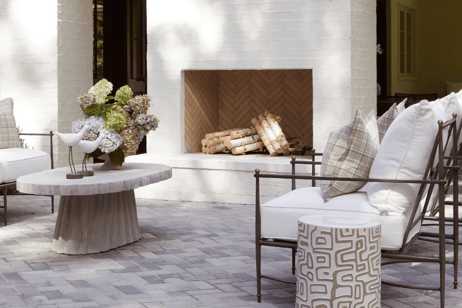 How To Arrange Furniture Around An Outdoor Fire Pit
